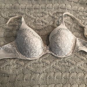 Victorias Secret 32DD